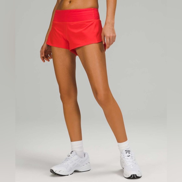 Lululemon Speed Up Short 2.5" size 8 - Picture 5 of 12